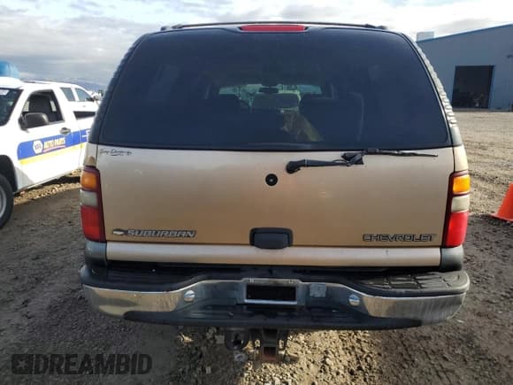 ✅ 2000 Chevrolet Suburban LS • VIN: 3GNFK16T3YG200221 • Лот: 87088044. Опубликован ранее на Copart с пробегом 163 716 миль. Бесплатный доступ к архиву аукционных продаж из США и подробный отчёт об истории автомобиля на DreamBid. Изображение 6.