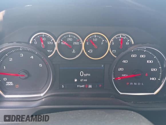 ✅ 2021 Chevrolet Silverado 2500HD LT • VIN: 1GC1YNEY6MF260186 • Lot: 85137715. Wystawiony na Copart z przebiegiem 91 649 mil. Bezpłatny archiwum sprzedaży aukcyjnych z USA i szczegółowy raport historii pojazdu na DreamBid. Zdjęcie 8.