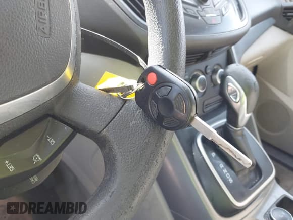 ✅ 2013 Ford Escape SE • VIN: 1FMCU9G99DUD33298 • Lot: 43607833. Listed on IAAI with 143,828 mi. Free auction sales archive from the USA and detailed vehicle history report at DreamBid. Image 11.