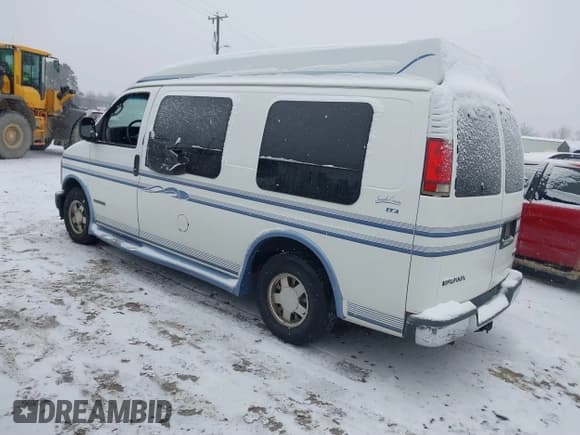 ✅ 1999 GMC Savana Cargo YF7 • VIN: 1GDFG15R4X1086271 • Lot: 41627810. Listed on IAAI with 199,098 mi. Free auction sales archive from the USA and detailed vehicle history report at DreamBid. Image 3.