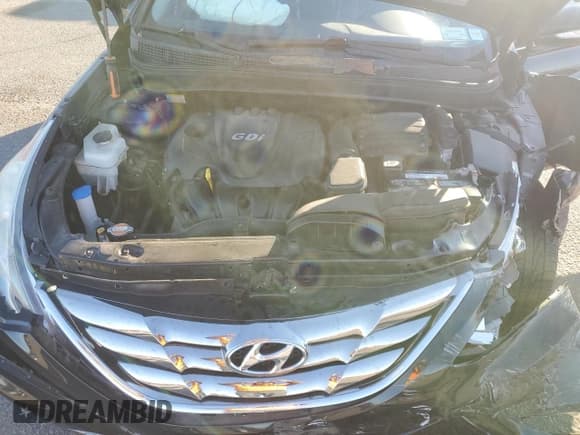 ✅ 2011 Hyundai Sonata Limited • VIN: 5NPEC4AC8BH260195 • Lot: 85834675. Listed on Copart with 61,330 mi. Free auction sales archive from the USA and detailed vehicle history report at DreamBid. Image 11.