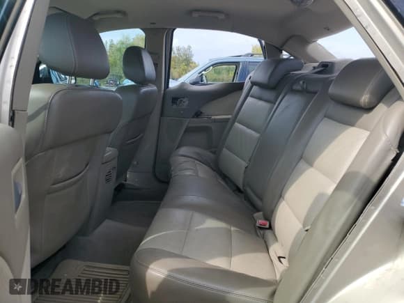 ✅ 2007 Mercury Montego Premier • VIN: 1MEHM42117G614091 • Лот: 86054395. Опубликован ранее на Copart с пробегом 141 427 миль. Бесплатный доступ к архиву аукционных продаж из США и подробный отчёт об истории автомобиля на DreamBid. Изображение 10.