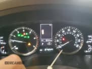 ✅ 2019 Lexus LX 570 • VIN: JTJHY7AX6K4289734 • Lot: 59772315. Wystawiony na Copart z przebiegiem 87 424 mil. Bezpłatny archiwum sprzedaży aukcyjnych z USA i szczegółowy raport historii pojazdu na DreamBid. Zdjęcie 9.