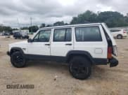 ✅ 1994 Jeep Cherokee Sport • VIN: 1J4FT68S8RL170171 • Lot: 70642694. Wystawiony na Copart z przebiegiem 240 165 mil. Bezpłatny archiwum sprzedaży aukcyjnych z USA i szczegółowy raport historii pojazdu na DreamBid. Zdjęcie 2.