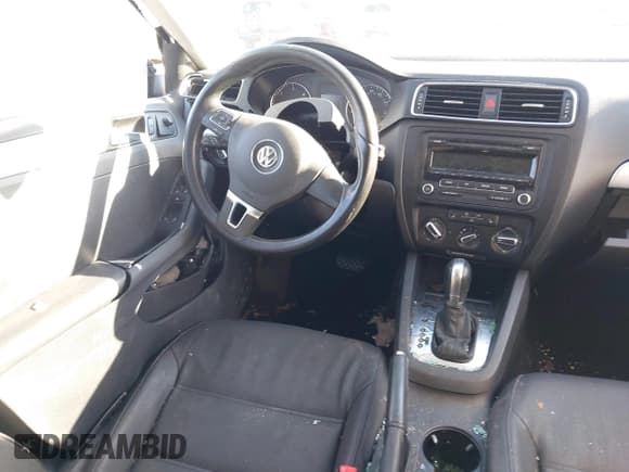 ✅ 2012 Volkswagen Jetta TDI w/Premium • VIN: 3VWLL7AJXCM320123 • Lot: 41490787. Listed on IAAI with Not provided. Free auction sales archive from the USA and detailed vehicle history report at DreamBid. Image 5.