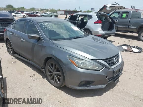 ✅ 2018 Nissan Altima SL • VIN: 1N4AL3AP1JC272197 • Лот: 42520302. Опубликован ранее на IAAI с пробегом 160 506 миль. Бесплатный доступ к архиву аукционных продаж из США и подробный отчёт об истории автомобиля на DreamBid. Изображение 1.