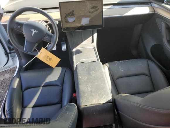 ✅ 2022 Tesla Model Y Performance • VIN: 7SAYGDEF3NF522104 • Lot: 85723415. Listed on Copart with 23,136 mi. Free auction sales archive from the USA and detailed vehicle history report at DreamBid. Image 8.