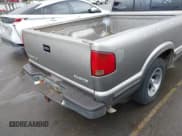 ✅ 1998 Chevrolet S-10 LS • VIN: 1GCCS19X0W8129721 • Lot: 41927965. Listed on IAAI with 180,056 mi. Free auction sales archive from the USA and detailed vehicle history report at DreamBid. Image 12.