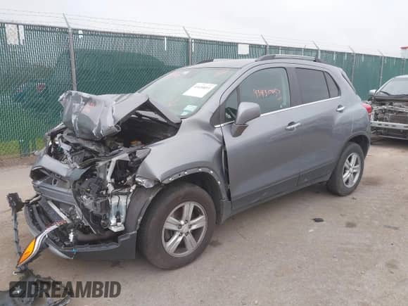 2020 Chevrolet Trax LT с VIN 3GNCJPSB7LL178892, выставлен на аукционе IAAI как лот 43430053 с пробегом 71 354 миль миль и . История ставок и продаж доступна на DreamBid. Изображение 17.