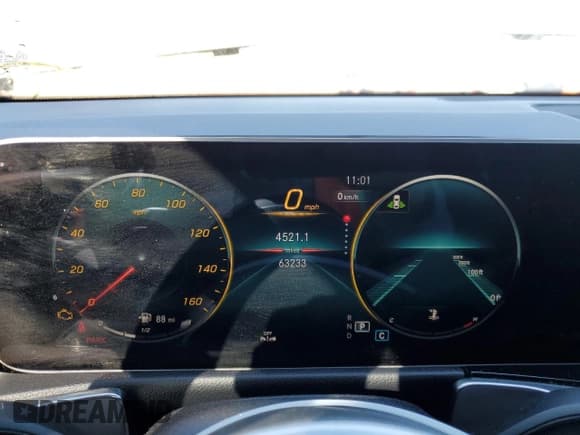 ✅ 2020 Mercedes-Benz GLB 250 • VIN: WDC4M4HB0LW006363 • Lot: 86834005. Listed on Copart with 63,233 mi. Free auction sales archive from the USA and detailed vehicle history report at DreamBid. Image 9.