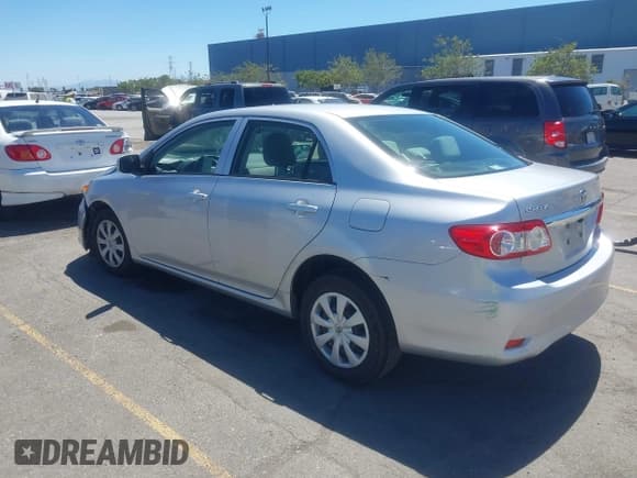 ✅ 2012 Toyota Corolla L • VIN: JTDBU4EE5C9172243 • Lot: 42922737. Listed on IAAI with 138,552 mi. Free auction sales archive from the USA and detailed vehicle history report at DreamBid. Image 3.