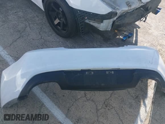 ✅ 2016 Hyundai Genesis Coupe 3.8L Base • VIN: KMHHT6KJ0GU132287 • Lot: 42484478. Wystawiony na IAAI z przebiegiem 64 903 mil. Bezpłatny archiwum sprzedaży aukcyjnych z USA i szczegółowy raport historii pojazdu na DreamBid. Zdjęcie 18.