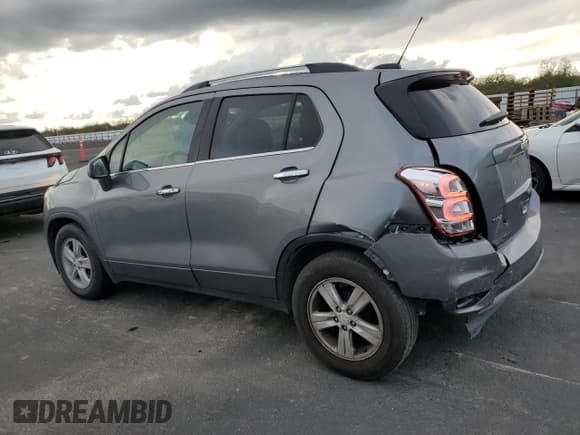 ✅ 2020 Chevrolet Trax LT • VIN: 3GNCJLSB0LL301263 • Lot: 93354745. Wystawiony na Copart z przebiegiem 97 779 mil. Bezpłatny archiwum sprzedaży aukcyjnych z USA i szczegółowy raport historii pojazdu na DreamBid. Zdjęcie 2.
