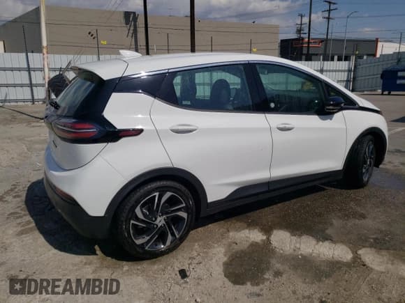 ✅ 2023 Chevrolet Bolt EV 2LT • VIN: 1G1FX6S0XP4148741 • Lot: 48296044. Wystawiony na Copart z przebiegiem 19 349 mil. Bezpłatny archiwum sprzedaży aukcyjnych z USA i szczegółowy raport historii pojazdu na DreamBid. Zdjęcie 3.