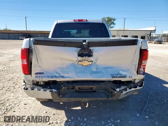 ✅ 2011 Chevrolet Silverado 1500 LT • VIN: 3GCPCSE06BG229114 • Lot: 89478695. Listed on Copart with 210,354 mi. Free auction sales archive from the USA and detailed vehicle history report at DreamBid. Image 6.