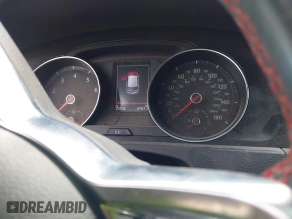 ✅ 2017 Volkswagen Golf GTI S • VIN: 3VW547AU3HM043628 • Лот: 42205345. Опубликован ранее на IAAI с пробегом 70 708 миль. Бесплатный доступ к архиву аукционных продаж из США и подробный отчёт об истории автомобиля на DreamBid. Изображение 7.