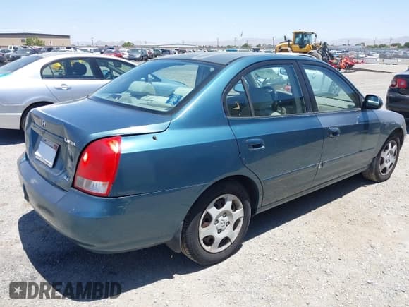 ✅ 2002 Hyundai Elantra GLS • VIN: KMHDN45D12U325298 • Lot: 42670289. Wystawiony na IAAI z przebiegiem 258 307 mil. Bezpłatny archiwum sprzedaży aukcyjnych z USA i szczegółowy raport historii pojazdu na DreamBid. Zdjęcie 4.