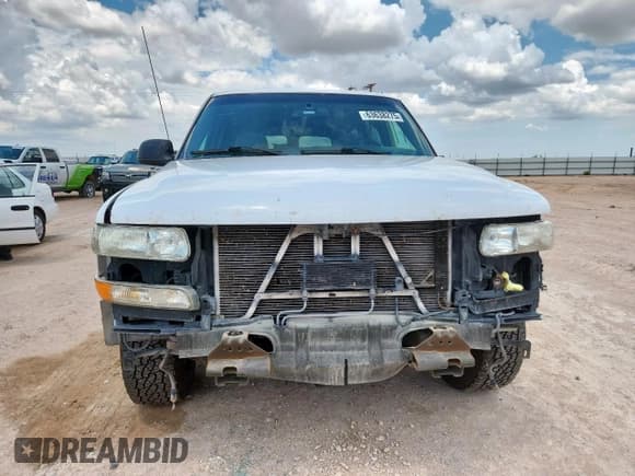 ✅ 2001 Chevrolet Suburban LS • VIN: 3GNEC16T91G242357 • Лот: 63638275. Опубликован ранее на Copart с пробегом 60 835 миль. Бесплатный доступ к архиву аукционных продаж из США и подробный отчёт об истории автомобиля на DreamBid. Изображение 5.