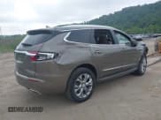 ✅ 2020 Buick Enclave Avenir • VIN: 5GAEVCKW8LJ100910 • Lot: 42868710. Wystawiony na IAAI z przebiegiem 11 754 mil. Bezpłatny archiwum sprzedaży aukcyjnych z USA i szczegółowy raport historii pojazdu na DreamBid. Zdjęcie 4.