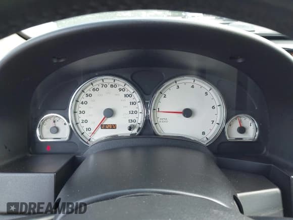 ✅ 2006 Saturn VUE • VIN: 5GZCZ53446S879075 • Lot: 42504308. Wystawiony na IAAI z przebiegiem 212 972 mil. Bezpłatny archiwum sprzedaży aukcyjnych z USA i szczegółowy raport historii pojazdu na DreamBid. Zdjęcie 7.