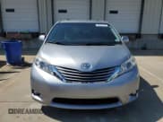 ✅ 2017 Toyota Sienna XLE Auto Access Seat • VIN: 5TDYZ3DC2HS817445 • Lot: 56551795. Wystawiony na Copart z przebiegiem 95 336 mil. Bezpłatny archiwum sprzedaży aukcyjnych z USA i szczegółowy raport historii pojazdu na DreamBid. Zdjęcie 5.
