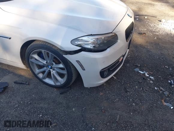 ✅ 2016 BMW 5 Series 535i • VIN: WBA5B1C51GG129862 • Lot: 43679103. Listed on IAAI with 159,100 mi. Free auction sales archive from the USA and detailed vehicle history report at DreamBid. Image 6.