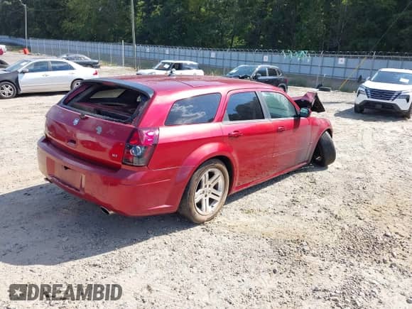 2005 Dodge Magnum RT with VIN 2D8GV58265H536071, listed as a IAAI auction lot 43116179 with Not provided miles and . Bid and sale history available at DreamBid. Image 4.