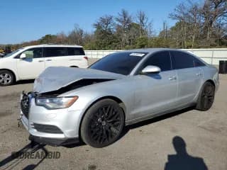 ✅ 2014 Audi A6 Premium Plus • VIN: WAUGFAFCXEN110761 • Lot: 82233075. Wystawiony na Copart z przebiegiem 140 969 mil. Bezpłatny archiwum sprzedaży aukcyjnych z USA i szczegółowy raport historii pojazdu na DreamBid. Zdjęcie 1.