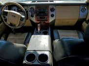 ✅ 2008 Ford Expedition Eddie Bauer • VIN: 1FMFU17568LA56035 • Lot: 90866615. Wystawiony na Copart z przebiegiem 174 560 mil. Bezpłatny archiwum sprzedaży aukcyjnych z USA i szczegółowy raport historii pojazdu na DreamBid. Zdjęcie 8.