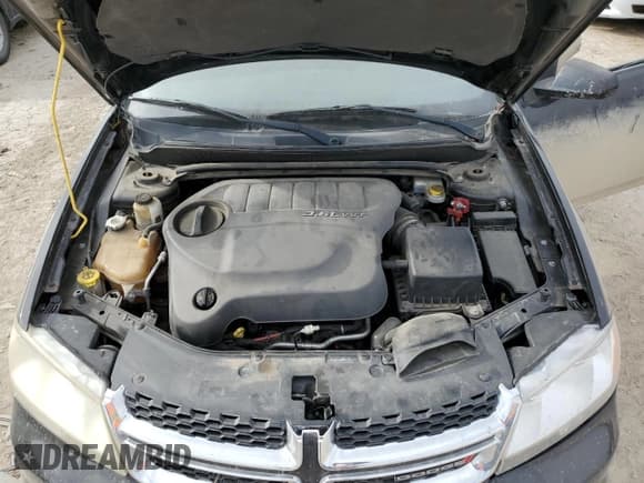 ✅ 2014 Dodge Avenger SE • VIN: 1C3CDZAG9EN182068 • Лот: 47471215. Опубликован ранее на Copart с пробегом 155 399 миль. Бесплатный доступ к архиву аукционных продаж из США и подробный отчёт об истории автомобиля на DreamBid. Изображение 11.