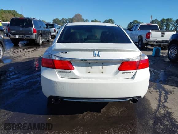 2014 Honda Accord Sport с VIN 1HGCR2F55EA196490, выставлен на аукционе IAAI как лот 43443283 с пробегом 190 646 миль миль и . История ставок и продаж доступна на DreamBid. Изображение 16.
