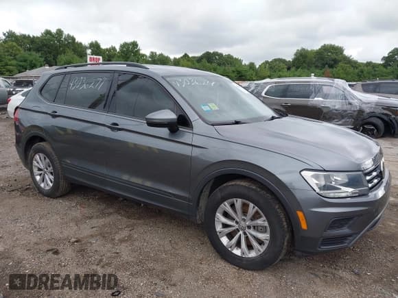 ✅ 2019 Volkswagen Tiguan S • VIN: 3VV1B7AX3KM200763 • Lot: 43036277. Listed on IAAI with 113,018 mi. Free auction sales archive from the USA and detailed vehicle history report at DreamBid. Image 6.