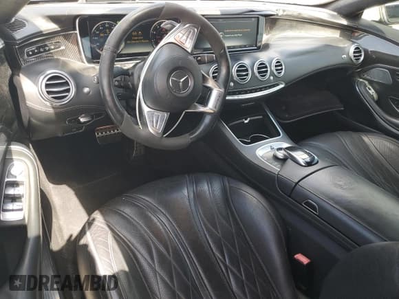 ✅ 2017 Mercedes-Benz S 63 AMG • VIN: WDDXK7JB3HA021129 • Лот: 57307315. Опубликован ранее на Copart с пробегом 64 378 миль. Бесплатный доступ к архиву аукционных продаж из США и подробный отчёт об истории автомобиля на DreamBid. Изображение 8.