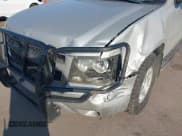 ✅ 2009 Chevrolet Suburban 2LT • VIN: 1GNFK26389R190745 • Lot: 43252001. Wystawiony na IAAI z przebiegiem 238 572 mil. Bezpłatny archiwum sprzedaży aukcyjnych z USA i szczegółowy raport historii pojazdu na DreamBid. Zdjęcie 6.