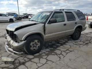 2004 Chevrolet Blazer LS z VIN 1GNDT13X54K134480, wystawiony jako Copart lot #82024914 z przebiegiem 219 210 mil mil oraz Szkoda całkowita • Salvage title. Historia ofert i sprzedaży dostępna na DreamBid. Obrazek 1.