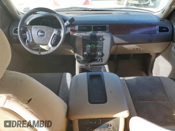 ✅ 2009 GMC Yukon • VIN: 1GKEC23389R292265 • Лот: 46250415. Опубликован ранее на Copart с пробегом 222 567 миль. Бесплатный доступ к архиву аукционных продаж из США и подробный отчёт об истории автомобиля на DreamBid. Изображение 8.