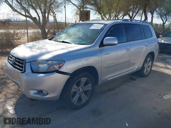 ✅ 2010 Toyota Highlander Sport • VIN: 5TDXK3EH4AS002230 • Лот: 42443643. Опубликован ранее на IAAI с пробегом 156 272 миль. Бесплатный доступ к архиву аукционных продаж из США и подробный отчёт об истории автомобиля на DreamBid. Изображение 17.