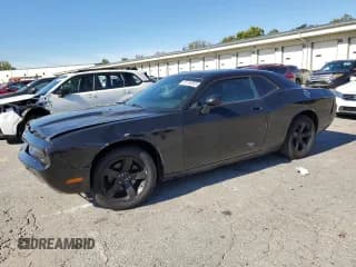 ✅ 2010 Dodge Challenger SE • VIN: 2B3CJ4DV7AH248686 • Lot: 85706965. Wystawiony na Copart z przebiegiem 168 916 mil. Bezpłatny archiwum sprzedaży aukcyjnych z USA i szczegółowy raport historii pojazdu na DreamBid. Zdjęcie 1.