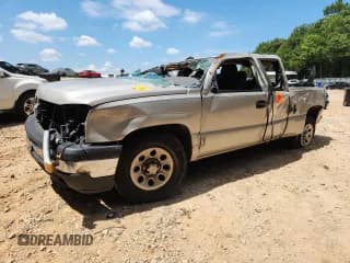 ✅ 2006 Chevrolet Silverado 1500 Work Truck • VIN: 1GCEC19X46Z274177 • Лот: 66256575. Опубликован ранее на Copart с пробегом Не указан. Бесплатный доступ к архиву аукционных продаж из США и подробный отчёт об истории автомобиля на DreamBid. Изображение 1.