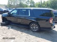✅ 2021 Chevrolet Suburban LT • VIN: 1GNSKCKDXMR137654 • Lot: 42766378. Wystawiony na IAAI z przebiegiem 201 403 mil. Bezpłatny archiwum sprzedaży aukcyjnych z USA i szczegółowy raport historii pojazdu na DreamBid. Zdjęcie 14.