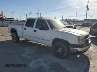 ✅ 2007 GMC Sierra 1500HD Classic SLE1 • VIN: 1GTGC13UX7F138761 • Lot: 81533784. Wystawiony na Copart z przebiegiem 168 711 mil. Bezpłatny archiwum sprzedaży aukcyjnych z USA i szczegółowy raport historii pojazdu na DreamBid. Zdjęcie 4.