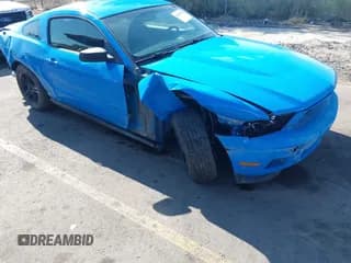 ✅ 2012 Ford Mustang V6 • VIN: 1ZVBP8AM6C5216721 • Lot: 43114205. Listed on IAAI with 221,142 mi. Free auction sales archive from the USA and detailed vehicle history report at DreamBid. Image 1.