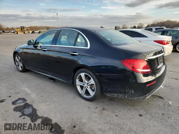✅ 2017 Mercedes-Benz E 300 Luxury • VIN: WDDZF4KB0HA181432 • Lot: 93497855. Listed on Copart with Not provided. Free auction sales archive from the USA and detailed vehicle history report at DreamBid. Image 2.