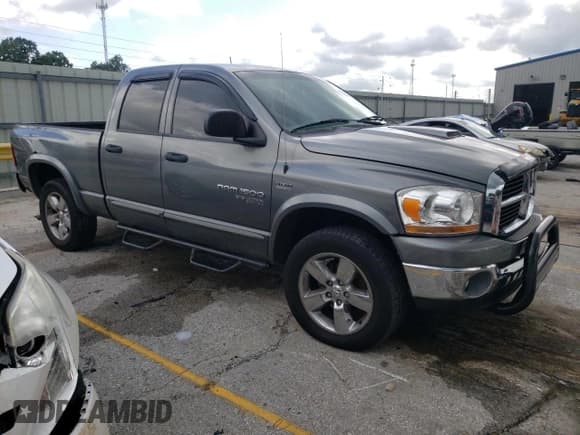 ✅ 2006 Dodge 1500 SLT • VIN: 1D7HU18206S708674 • Лот: 62305444. Опубликован ранее на Copart с пробегом 140 416 миль. Бесплатный доступ к архиву аукционных продаж из США и подробный отчёт об истории автомобиля на DreamBid. Изображение 4.