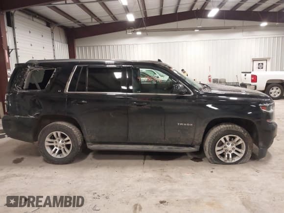 ✅ 2017 Chevrolet Tahoe LT • VIN: 1GNSKBKC4HR136281 • Лот: 43686398. Опубликован ранее на IAAI с пробегом 193 107 миль. Бесплатный доступ к архиву аукционных продаж из США и подробный отчёт об истории автомобиля на DreamBid. Изображение 13.