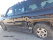 ✅ 2002 Chevrolet Suburban LS • VIN: 3GNEC16Z02G285958 • Лот: 41956322. Опубликован ранее на IAAI с пробегом Не указан. Бесплатный доступ к архиву аукционных продаж из США и подробный отчёт об истории автомобиля на DreamBid. Изображение 12.