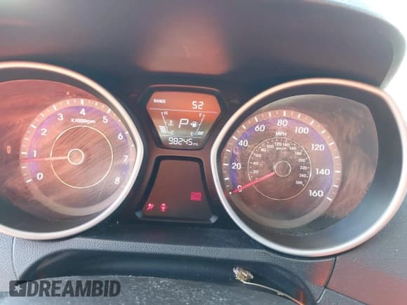 ✅ 2015 Hyundai Elantra SE • VIN: KMHDH4AE8FU381735 • Lot: 43453591. Listed on IAAI with 98,245 mi. Free auction sales archive from the USA and detailed vehicle history report at DreamBid. Image 7.