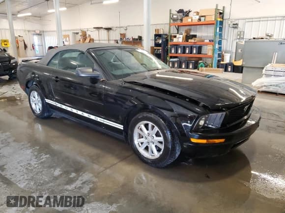 ✅ 2007 Ford Mustang Deluxe • VIN: 1ZVFT84N875344806 • Lot: 82203135. Listed on Copart with 160,404 mi. Free auction sales archive from the USA and detailed vehicle history report at DreamBid. Image 4.