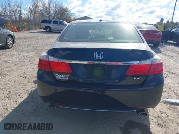 ✅ 2014 Honda Accord EX-L • VIN: 1HGCR3F85EA034312 • Lot: 43566300. Wystawiony na IAAI z przebiegiem Nie podano. Bezpłatny archiwum sprzedaży aukcyjnych z USA i szczegółowy raport historii pojazdu na DreamBid. Zdjęcie 15.