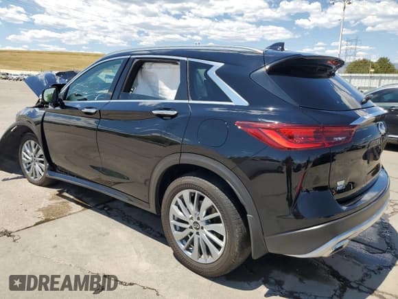 ✅ 2023 Infiniti QX50 Luxe • VIN: 3PCAJ5BB1PF121161 • Lot: 64258915. Wystawiony na Copart z przebiegiem 25 199 mil. Bezpłatny archiwum sprzedaży aukcyjnych z USA i szczegółowy raport historii pojazdu na DreamBid. Zdjęcie 2.